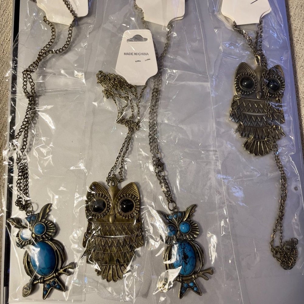 Costume Jewelry, Set of 4 Necklaces, Owls, 2 Different kinds, 13ish Inches, NEW